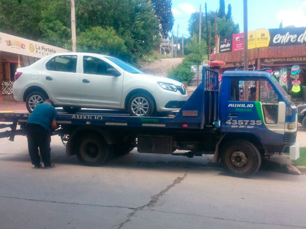 IICO - Renault Logan
